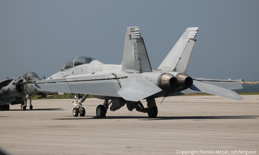 United States Navy Boeing F/A-18F Super Hornet (165808) | Photo 492166