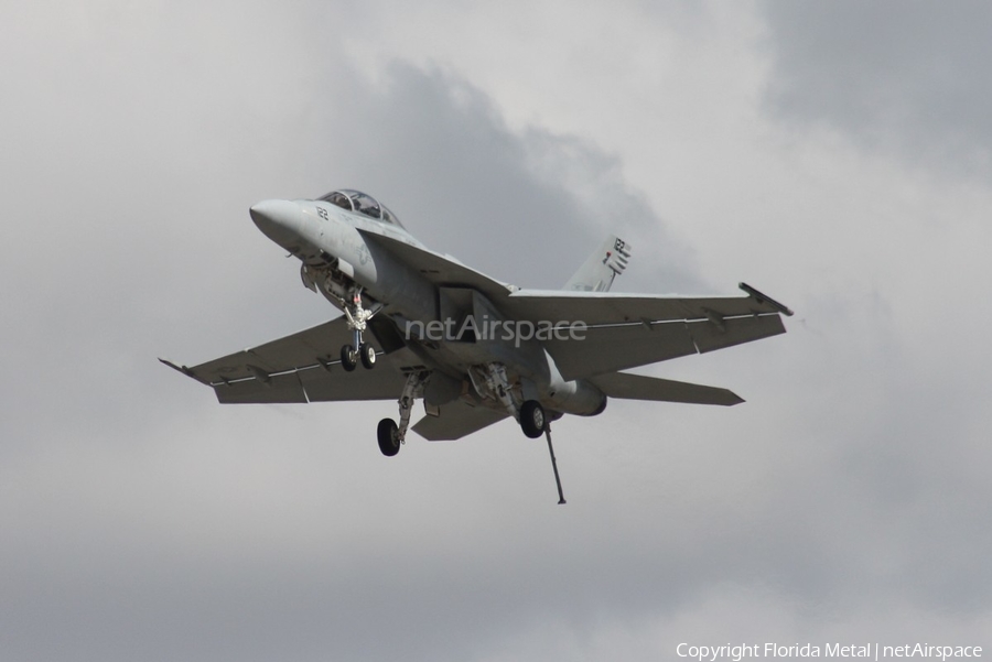 United States Navy Boeing F/A-18F Super Hornet (165877) | Photo 492209