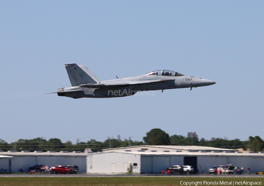 United States Navy Boeing F/A-18F Super Hornet (165883) | Photo 514637