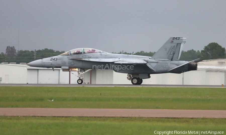 United States Navy Boeing F/A-18F Super Hornet (165883) | Photo 541462