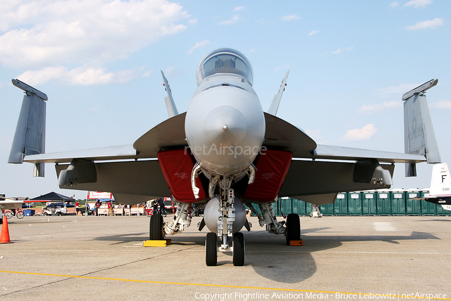 United States Navy Boeing F/A-18F Super Hornet (165886) | Photo 162845