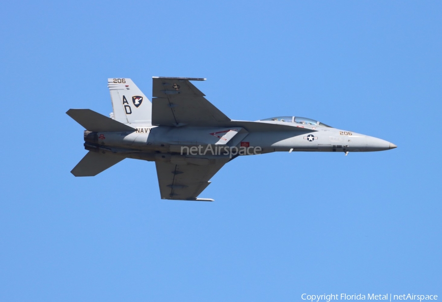 United States Navy Boeing F/A-18F Super Hornet (165887) | Photo 541478