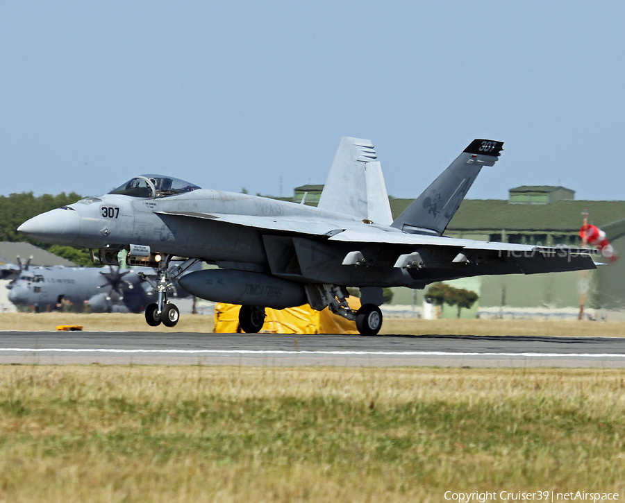United States Navy Boeing F/A-18E Super Hornet (166840) | Photo 610068