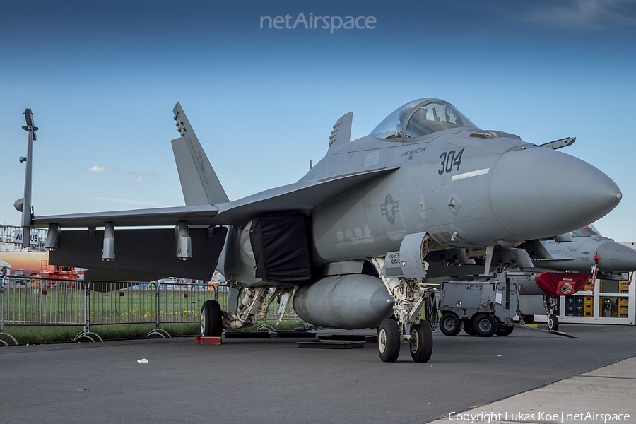 United States Navy Boeing F/A-18E Super Hornet (166863) | Photo 241139