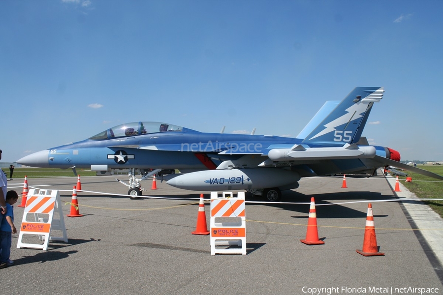 United States Navy Boeing EA-18G Growler (166899) | Photo 500047