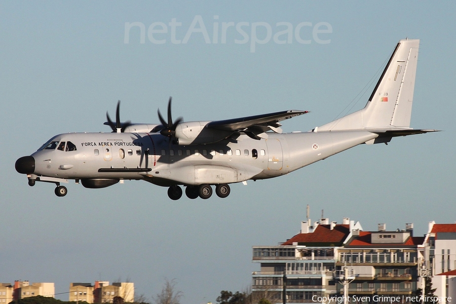 Portuguese Air Force (Força Aérea Portuguesa) CASA C-295MPA Persuader (16709) | Photo 315623