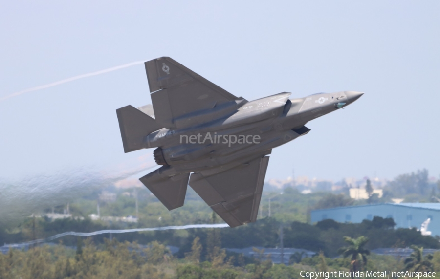United States Marine Corps Lockheed Martin F-35C Lightning II (169601) | Photo 605366