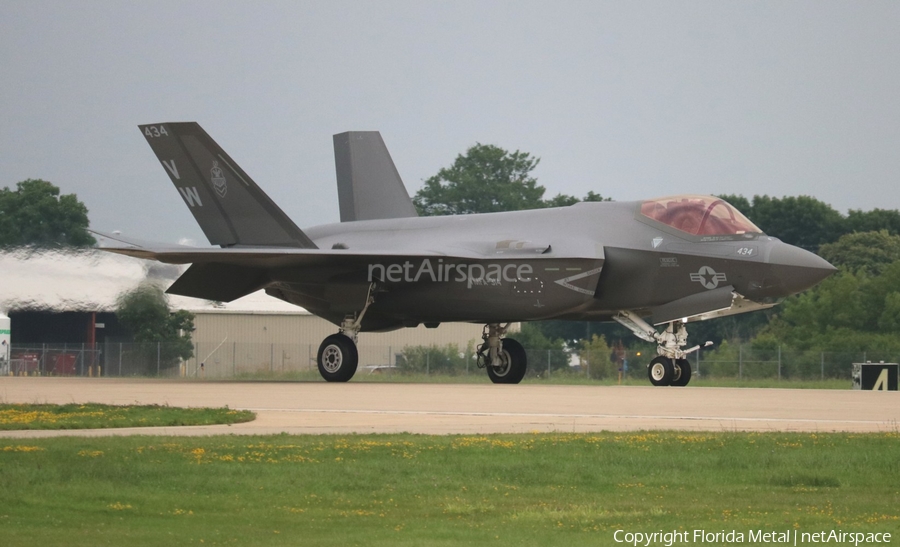 United States Marine Corps Lockheed Martin F-35C Lightning II (169601) | Photo 349155