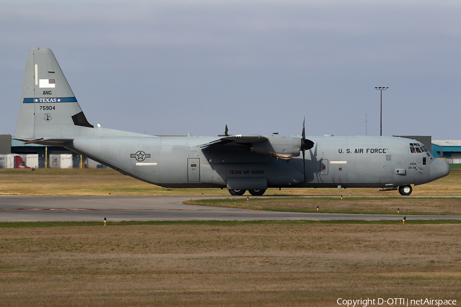 United States Air Force Lockheed Martin C-130J-30 Super Hercules (17-5904) | Photo 671101