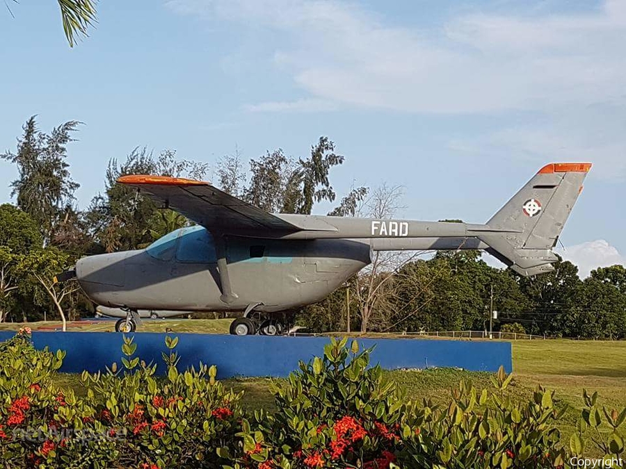 Dominican Republic Air Force (Fuerza Aerea Dominicana) Cessna O-2A Super Skymaster (1702) | Photo 116610
