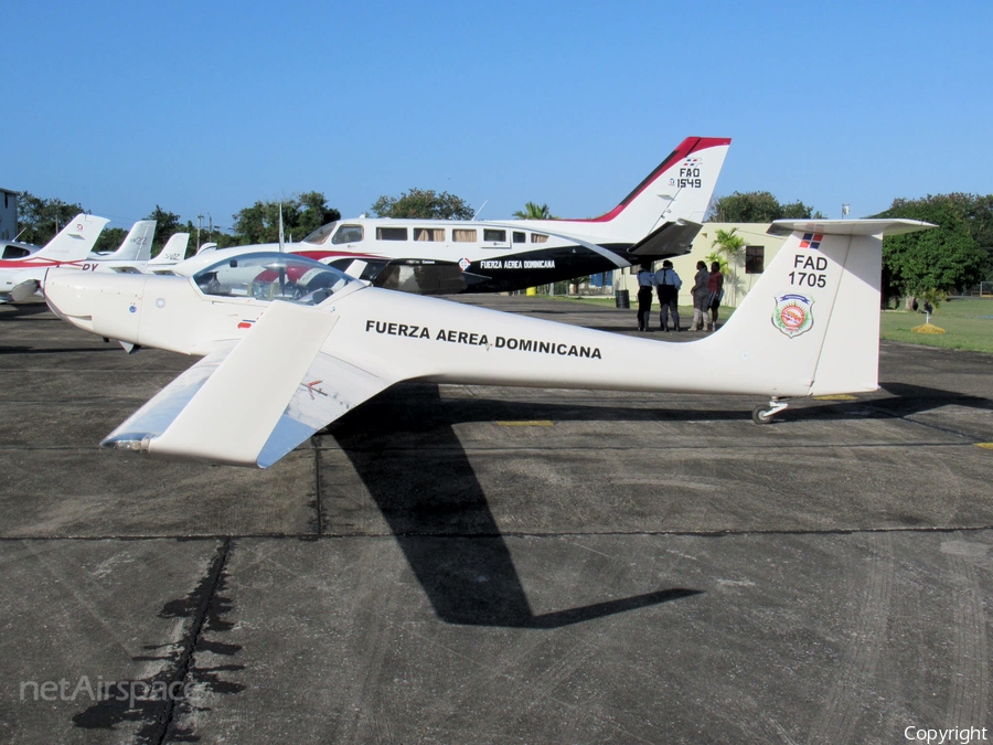 Dominican Republic Air Force (Fuerza Aerea Dominicana) Aeromot AMT-200S Super Ximango (1705) | Photo 220171