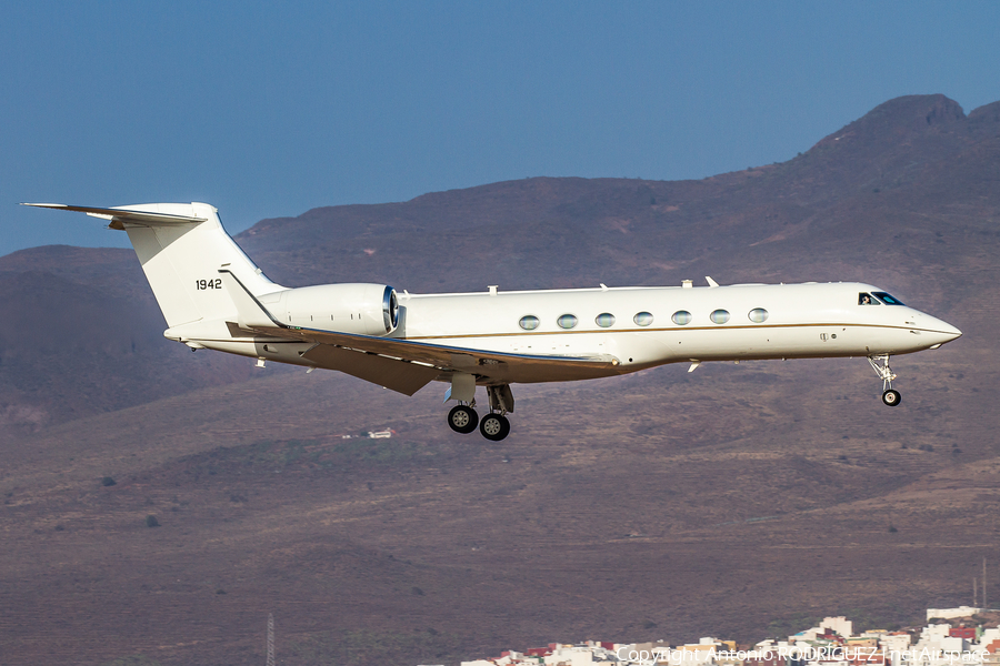 United States Air Force Gulfstream C-37B (18-1942) | Photo 476469