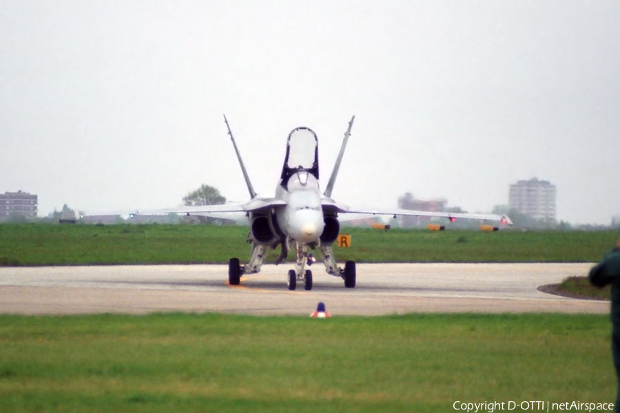 Canadian Armed Forces McDonnell Douglas CF-188A Hornet (188733) | Photo 216451