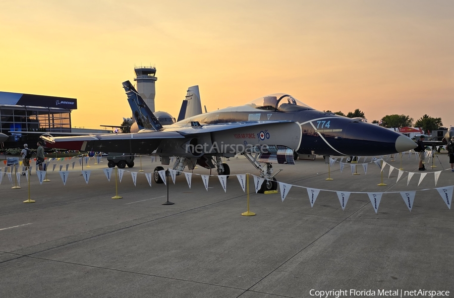 Royal Canadian Air Force McDonnell Douglas CF-188A Hornet (188774) | Photo 646212