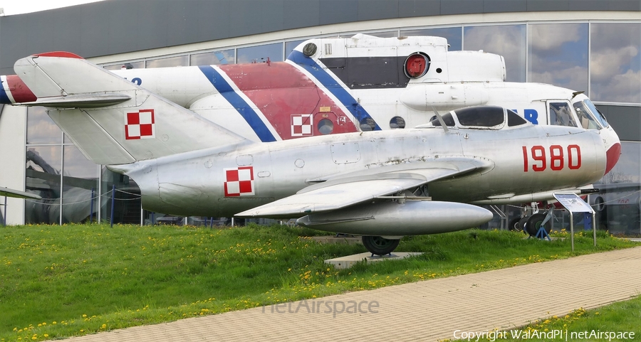 Polish Air Force (Siły Powietrzne) PZL-Mielec Lim-2 (MiG-15bis) (1980) | Photo 446323