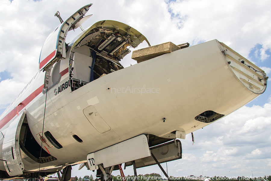 China Aircraft Leasing Company (CALC) Airbus A320-233 (2-SMTD) | Photo 355625