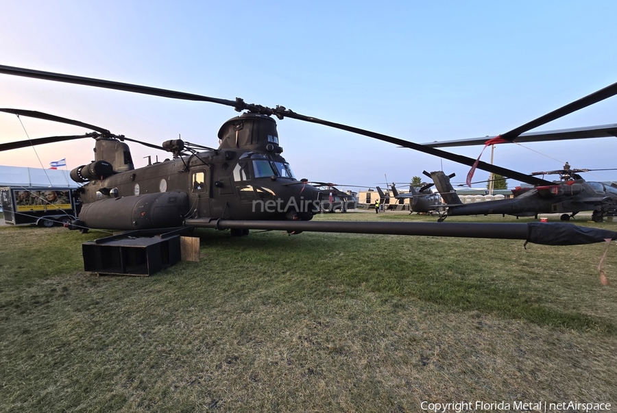 United States Army Boeing MH-47G Chinook (20-02922) | Photo 645316