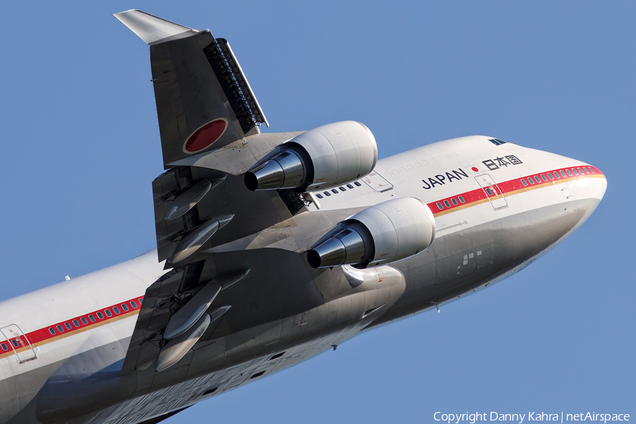 Japan Air Self-Defense Force Boeing 747-47C (20-1102) | Photo 147692