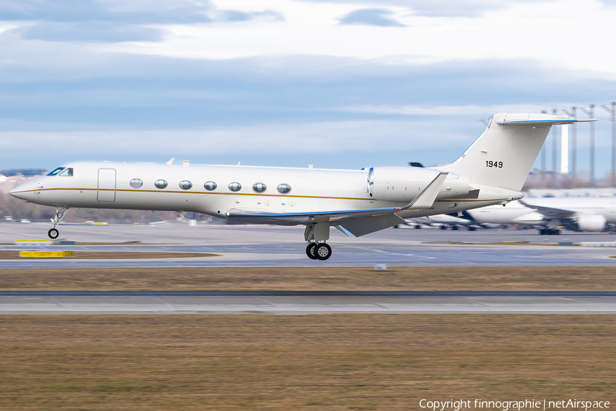 United States Air Force Gulfstream C-37B (20-1949) | Photo 554101
