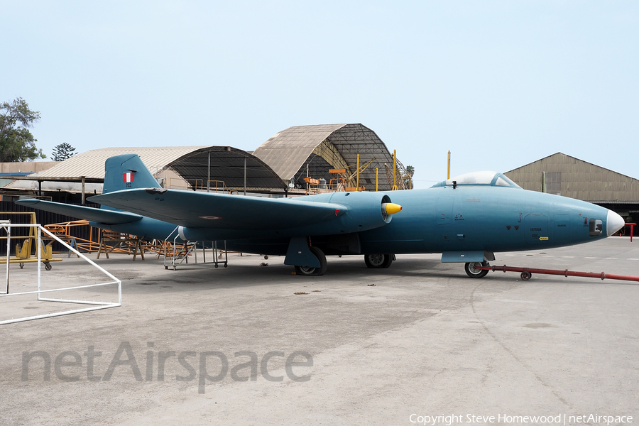 Peruvian Air Force (Fuerza Aerea del Peru) English Electric Canberra B(I)12 (203) | Photo 673392