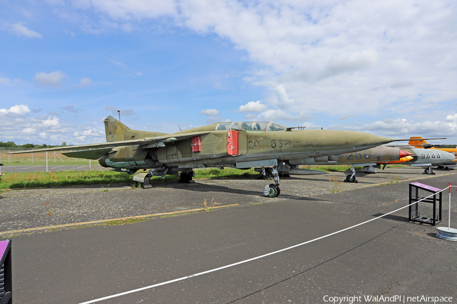 German Air Force (Luftwaffe) Mikoyan-Gurevich MiG-23UB Flogger-C (2063) | Photo 466225