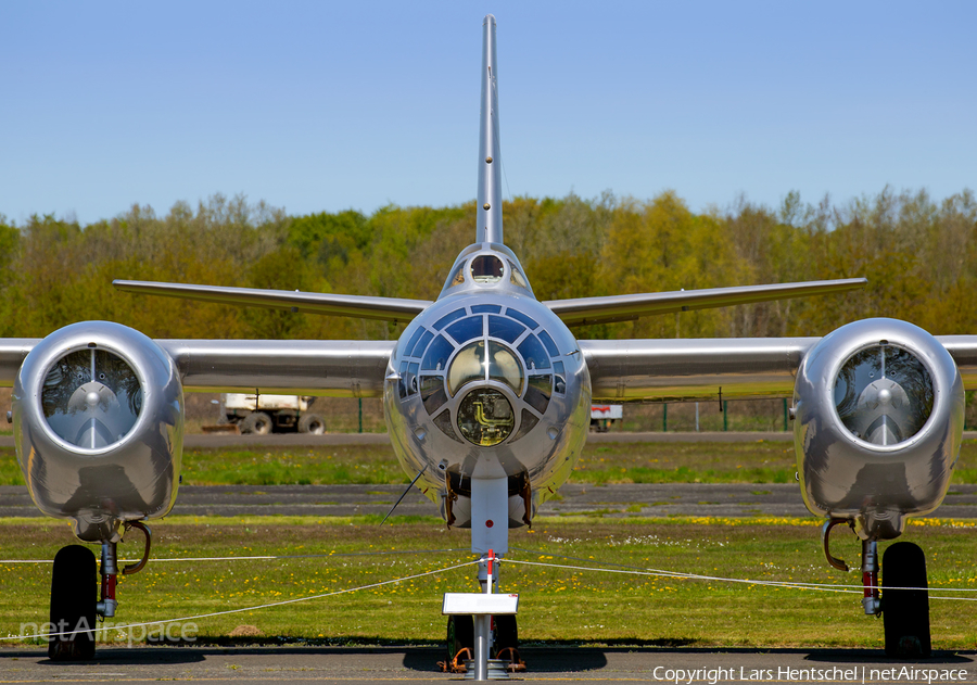 East German Air Force Ilyushin Il-28B Beagle (208) | Photo 540471