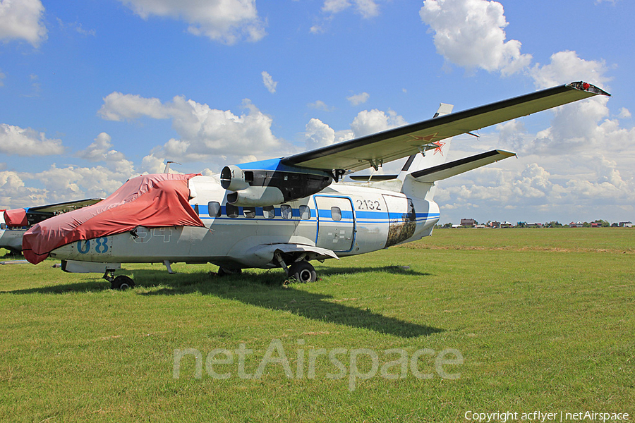 Aerograd Kolomna Let L-410UVP-E3 Turbolet (2132) | Photo 391169