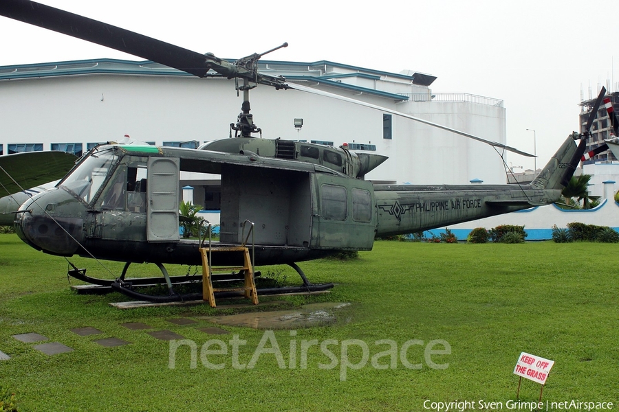 Philippine Air Force Bell UH-1H Iroquois (22570) | Photo 23830