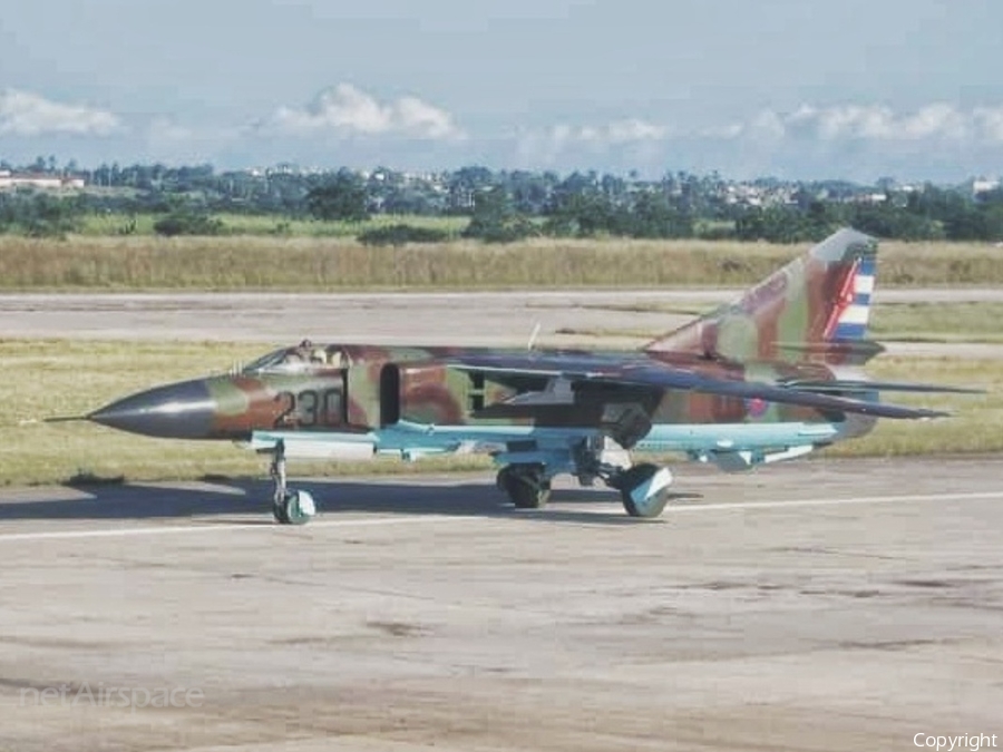 Cuban Air Force (Fuerza Aerea de Cuba) Mikoyan-Gurevich MiG-23ML Flogger-G (230) | Photo 434018