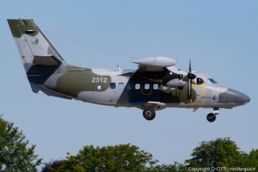 Czech Air Force Let L-410UVP-E20M Turbolet (2312) | Photo 450335