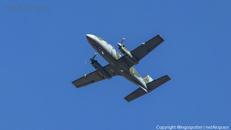 Brazilian Air Force (Forca Aerea Brasileira) Embraer C-95BM Bandeirante (FAB2320) | Photo 394004
