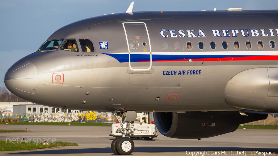 Czech Air Force Airbus A319-115X CJ (2801) | Photo 304929