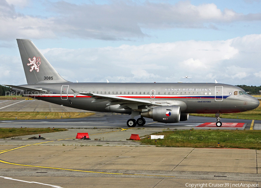 Czech Air Force Airbus A319-115X CJ (3085) | Photo 411102