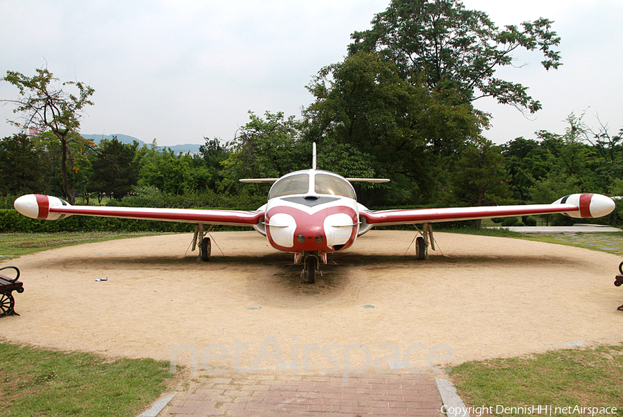 Republic of Korea Air Force Cessna T-37C Tweety Bird (31-687) | Photo 334027