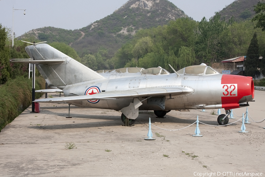 North Korean Air Force Mikoyan-Gurevich MiG-15bis Fagot-B (32) | Photo 407768