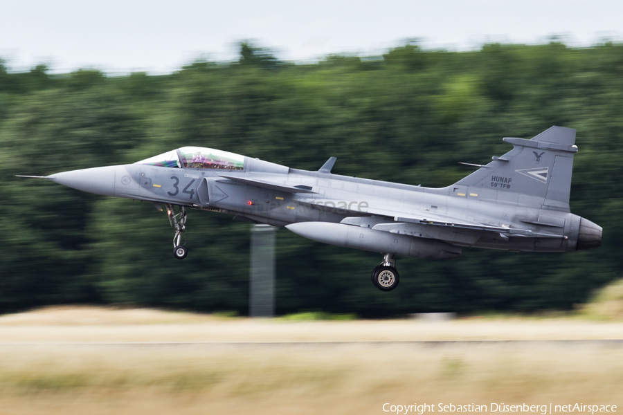 Hungarian Air Force SAAB JAS 39D Gripen (34) | Photo 174106