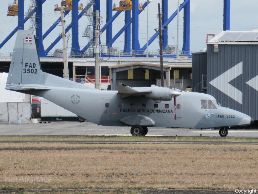Dominican Republic Air Force (Fuerza Aerea Dominicana) CASA C-212-400 Aviocar (3502) | Photo 386082