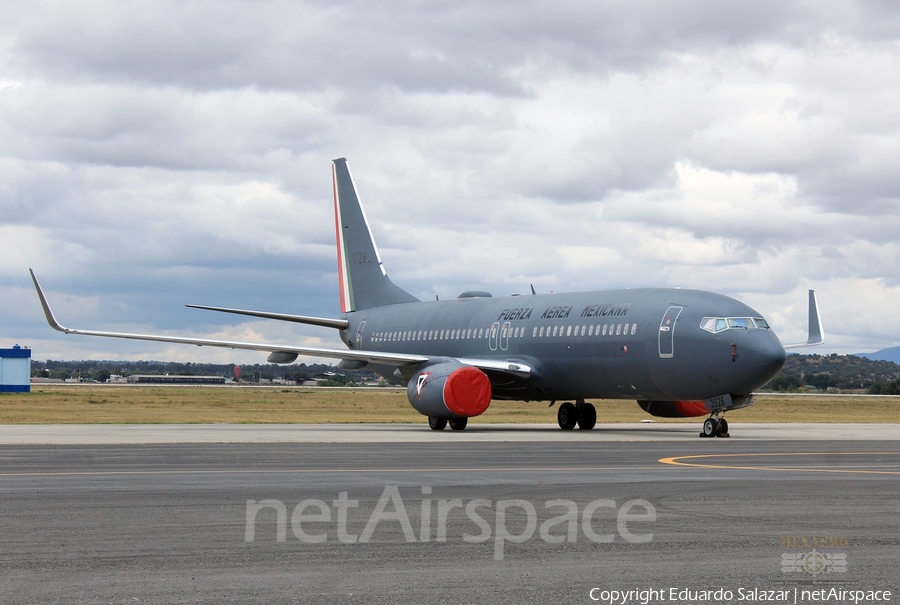 Mexican Air Force (Fuerza Aerea Mexicana) Boeing 737-8MC (3526) | Photo 212396