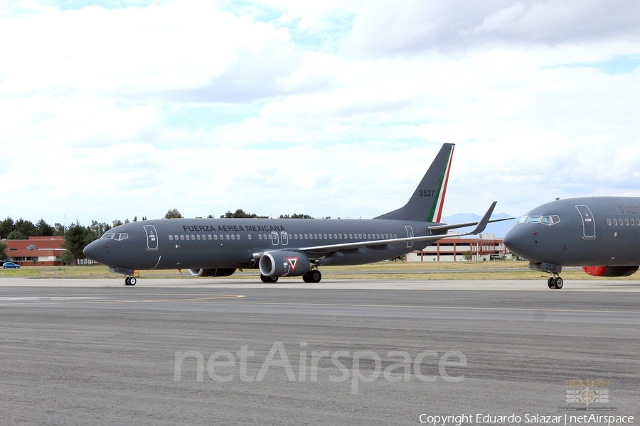 Mexican Air Force (Fuerza Aerea Mexicana) Boeing 737-8ZY (3527) | Photo 214188