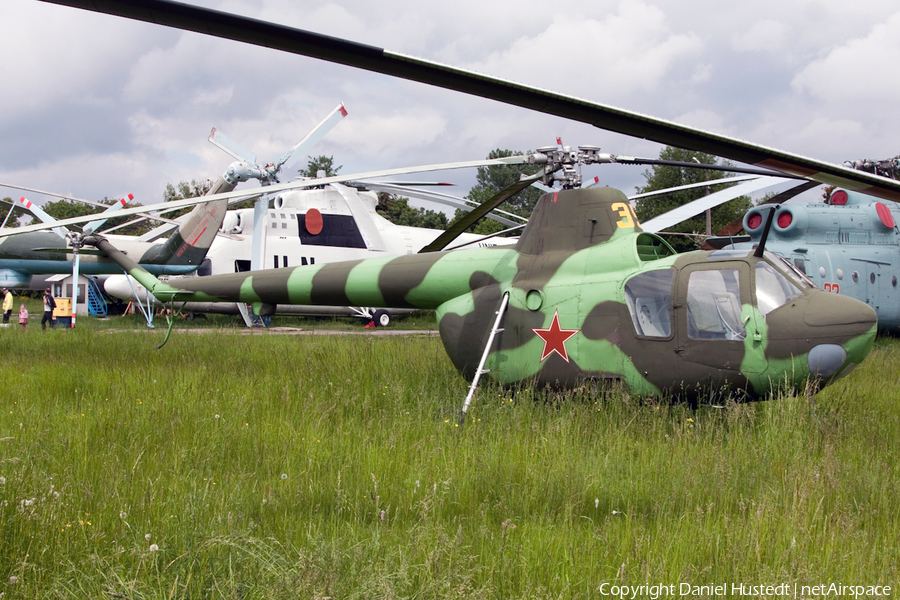 Soviet Union Air Force Mil Mi-1M Hare (35 YELLOW) | Photo 502596