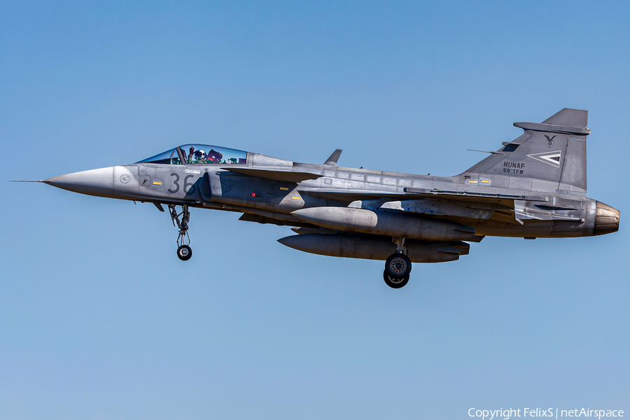 Hungarian Air Force (Magyar Légierő) SAAB JAS 39C Gripen (36) | Photo 575390