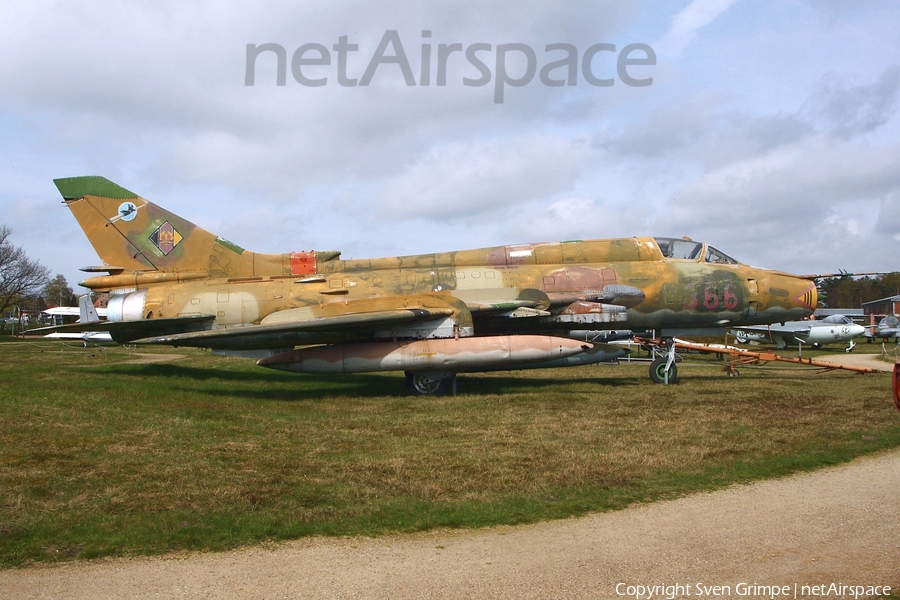 East German Navy ("Volksmarine") Sukhoi Su-22M4 Fitter-K (366) | Photo 44932