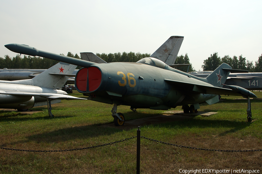 Soviet Union Navy Yakovlev Yak-36 Freehand (36 YELLOW) | Photo 345721