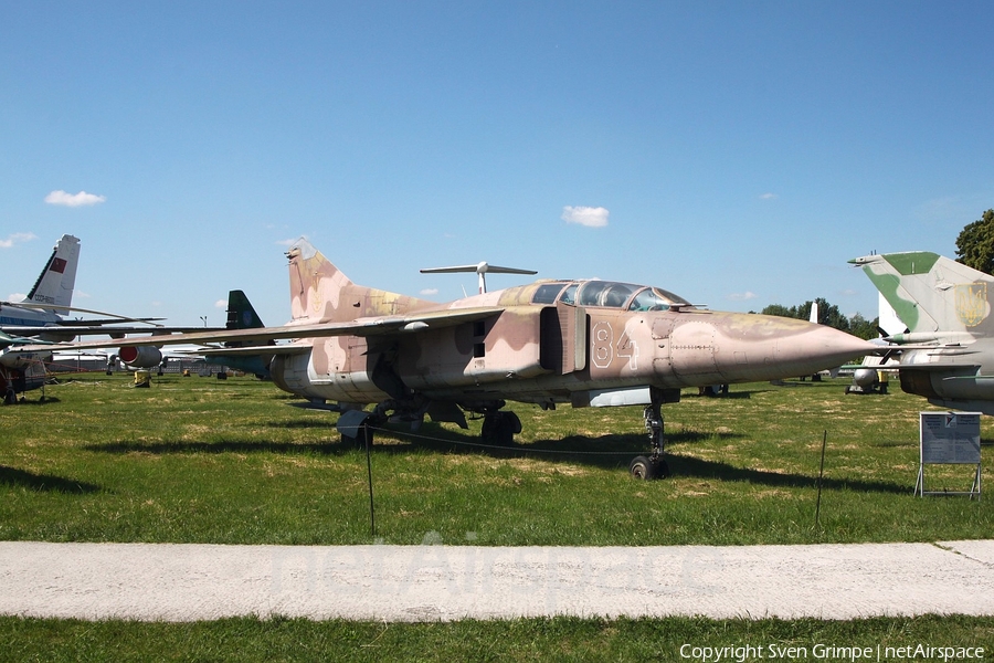 Ukrainian Air Force Mikoyan-Gurevich MiG-23UB Flogger-C (84 WHITE) | Photo 248286