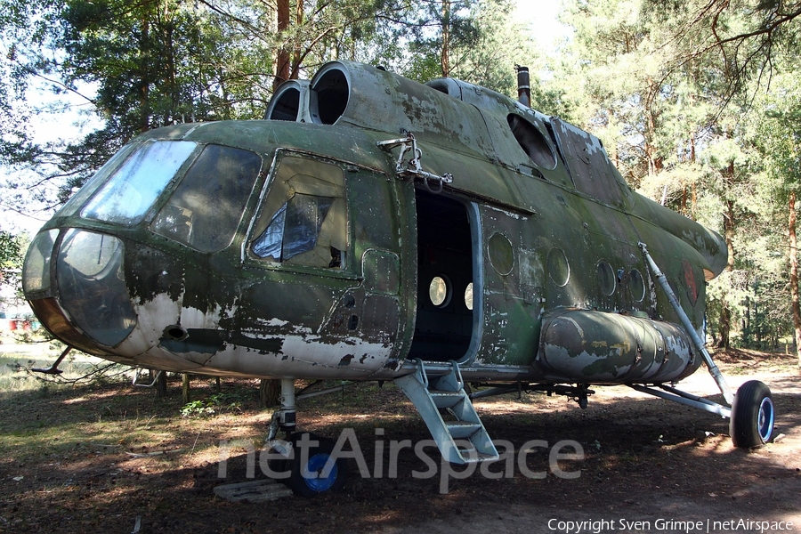 East German Air Force Mil Mi-8P (395) | Photo 52548