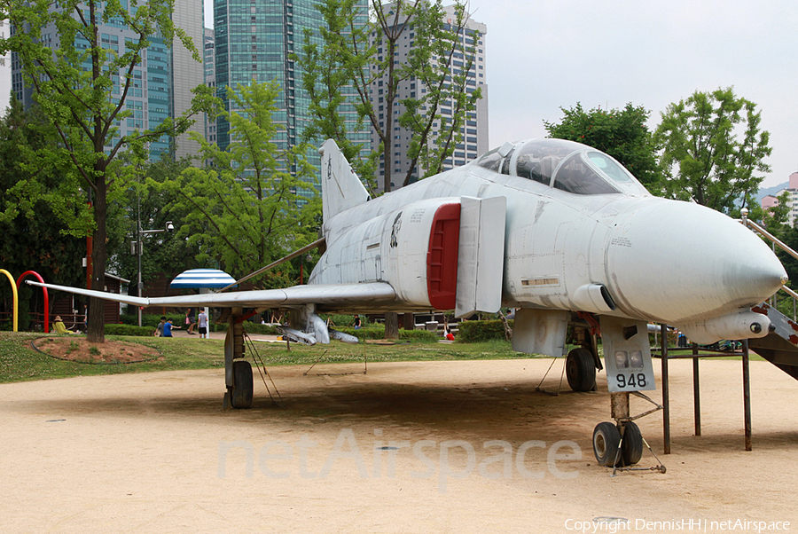 Republic of Korea Air Force McDonnell Douglas F-4D Phantom II (40-948) | Photo 334022