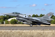 Polish Air Force (Siły Powietrzne) General Dynamics F-16CJ Fighting Falcon (4042) at  Albacete - Los Llanos Air Base, Spain