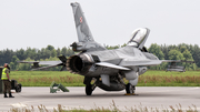 Polish Air Force (Siły Powietrzne) General Dynamics F-16CJ Fighting Falcon (4042) at  Lask, Poland