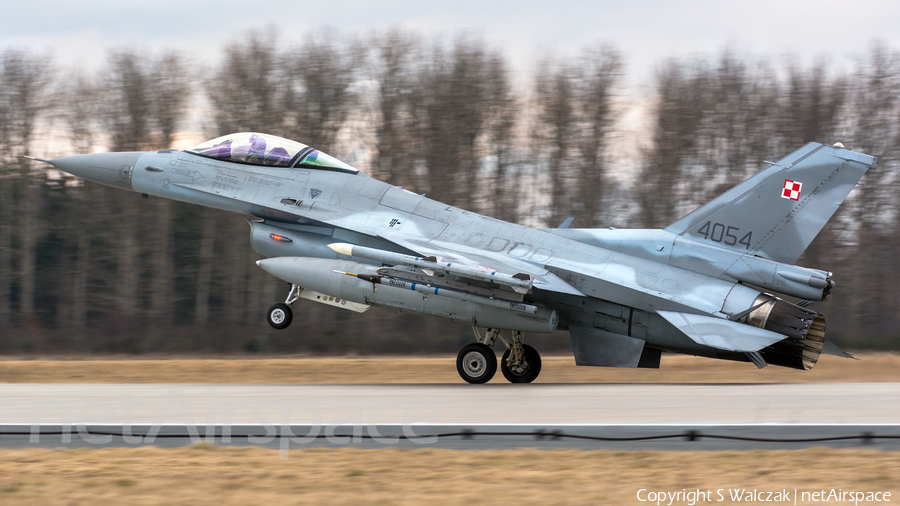 Polish Air Force (Siły Powietrzne) General Dynamics F-16C Fighting Falcon (4054) | Photo 234946