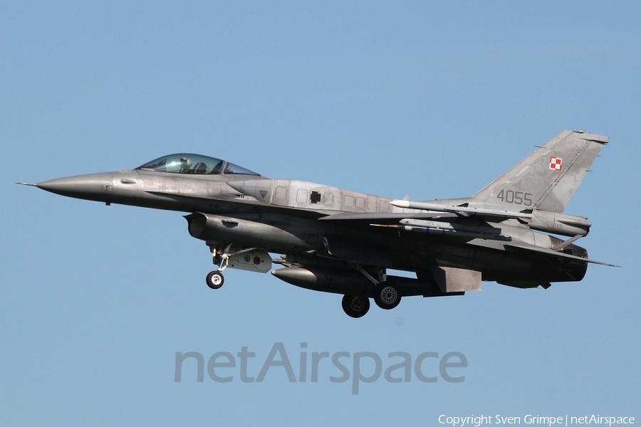 Polish Air Force (Siły Powietrzne) General Dynamics F-16C Fighting Falcon (4055) | Photo 240368